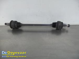 Gebruikte Steekas rechts-achter Mercedes E (W212) E-200 CDI 16V BlueEfficiency,BlueTEC Prijs € 25,00 Margeregeling aangeboden door Autodemontagebedrijf De Ooyevaar