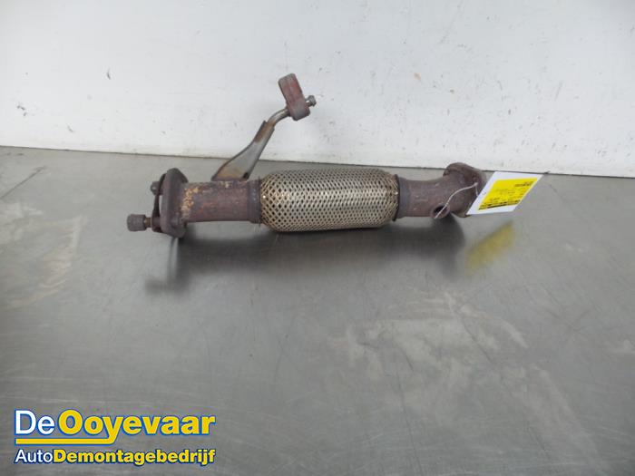 Gebruikte Voorpijp Uitlaat Hyundai iX20 (JC) 1.6i 16V Prijs € 29,99 Margeregeling aangeboden door Autodemontagebedrijf De Ooyevaar
