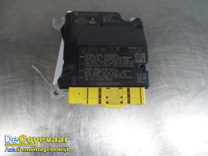 Gebruikte Airbag Module Mercedes E (W213) E-220d 2.0 Turbo 16V Prijs € 65,00 Margeregeling aangeboden door Autodemontagebedrijf De Ooyevaar