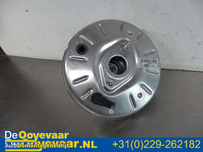 Gebruikte Rembol Mercedes CLA (117.3) 1.6 CLA-180 16V Prijs € 29,99 Margeregeling aangeboden door Autodemontagebedrijf De Ooyevaar