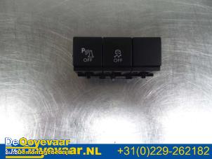 Gebruikte PDC Schakelaar Citroen DS5 (KD/KF) 2.0 HDiF 160 16V Prijs € 24,98 Margeregeling aangeboden door Autodemontagebedrijf De Ooyevaar
