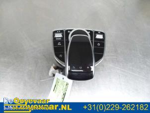 Gebruikte MMI schakelaar Mercedes C (W205) C-220 2.2 CDI BlueTEC, C-220 d 16V Prijs € 29,99 Margeregeling aangeboden door Autodemontagebedrijf De Ooyevaar