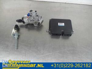 Gebruikte Contactslot + computer Mitsubishi ASX 1.6 MIVEC 16V Prijs € 75,00 Margeregeling aangeboden door Autodemontagebedrijf De Ooyevaar