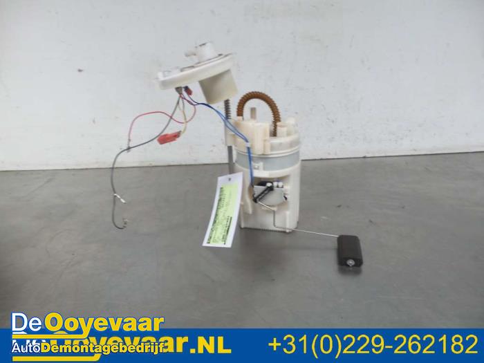 Gebruikte Tank element Pomp BMW X6 (E71/72) xDrive35i 3.0 24V Prijs € 69,99 Margeregeling aangeboden door Autodemontagebedrijf De Ooyevaar