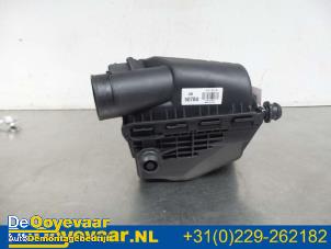 Gebruikte Luchtfilterhuis Opel Karl 1.0 12V Prijs € 15,00 Margeregeling aangeboden door Autodemontagebedrijf De Ooyevaar