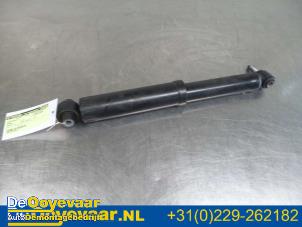 Gebruikte Schokbreker links-achter Renault Kadjar (RFEH) 1.3 TCE 160 FAP 16V Prijs € 15,00 Margeregeling aangeboden door Autodemontagebedrijf De Ooyevaar