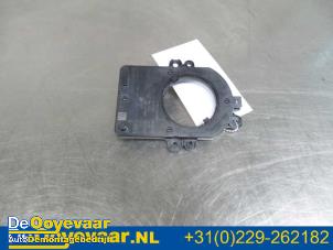 Gebruikte Gier sensor Renault Kadjar (RFEH) 1.3 TCE 160 FAP 16V Prijs € 34,98 Margeregeling aangeboden door Autodemontagebedrijf De Ooyevaar