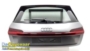 Gebruikte Achterklep Audi E-tron (GEN) 55 Prijs € 399,99 Margeregeling aangeboden door Autodemontagebedrijf De Ooyevaar
