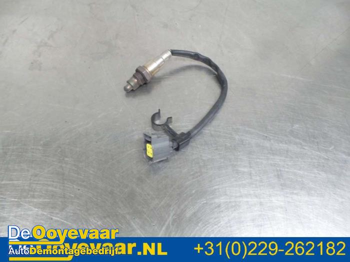Gebruikte Lambda Sonde Mercedes CLA (117.3) 1.6 CLA-180 16V Prijs € 15,00 Margeregeling aangeboden door Autodemontagebedrijf De Ooyevaar
