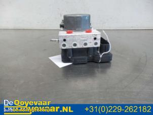 Gebruikte ABS Pomp Mitsubishi Space Star (A0) 1.0 12V Prijs € 75,00 Margeregeling aangeboden door Autodemontagebedrijf De Ooyevaar