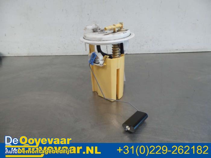 Gebruikte Tank element Pomp Citroen DS4 (NX) 1.6 e-Hdi 16V 110 Prijs € 29,99 Margeregeling aangeboden door Autodemontagebedrijf De Ooyevaar
