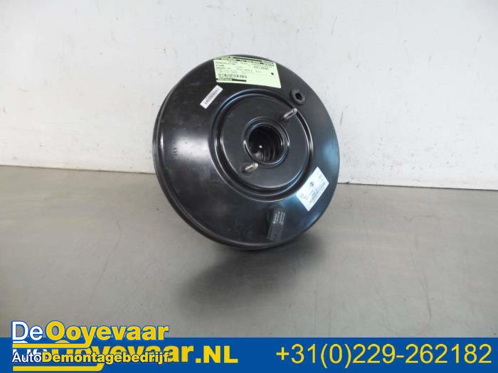Gebruikte Rembooster Nissan Qashqai (J11) 1.2 DIG-T 16V Prijs € 29,99 Margeregeling aangeboden door Autodemontagebedrijf De Ooyevaar