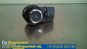 Gebruikte Licht Schakelaar Chevrolet Aveo 1.3 D 16V Prijs € 14,99 Margeregeling aangeboden door Autodemontagebedrijf De Ooyevaar