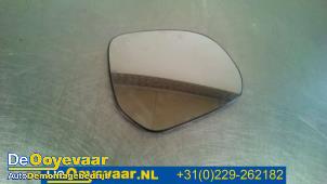 Gebruikte Spiegelglas rechts Opel Agila (B) 1.0 12V Prijs € 14,99 Margeregeling aangeboden door Autodemontagebedrijf De Ooyevaar