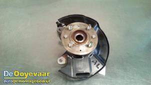 Gebruikte Asschenkel links-voor Honda Jazz (GK/GP) 1.3 -i-VTEC 16V Prijs € 59,99 Margeregeling aangeboden door Autodemontagebedrijf De Ooyevaar