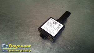 Gebruikte Keyless entry antenne Jaguar XJ (X351) 3.0 D V6 24V Prijs € 15,00 Margeregeling aangeboden door Autodemontagebedrijf De Ooyevaar