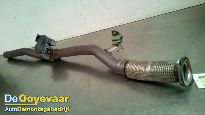 Gebruikte Voorpijp Uitlaat Mercedes Citan (415.6) 1.5 109 CDI Prijs € 39,99 Margeregeling aangeboden door Autodemontagebedrijf De Ooyevaar