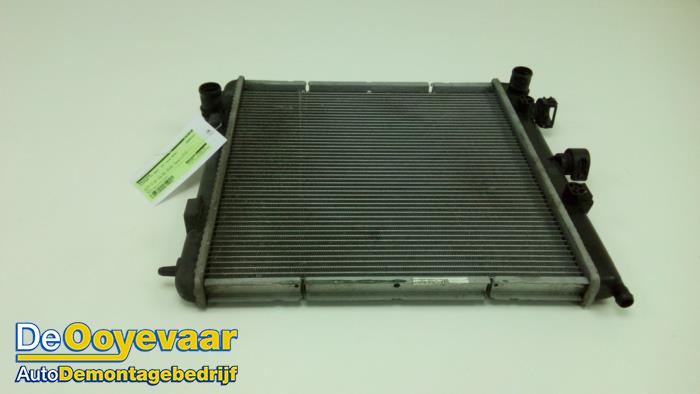 Gebruikte Radiateur Citroen C4 Cactus (0B/0P) 1.2 PureTech 82 12V Prijs € 15,00 Margeregeling aangeboden door Autodemontagebedrijf De Ooyevaar