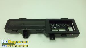 Gebruikte Instrumentenpaneel Renault Scénic III (JZ) 1.4 16V TCe 130 Prijs € 39,99 Margeregeling aangeboden door Autodemontagebedrijf De Ooyevaar