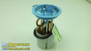 Gebruikte Benzinepomp Volkswagen Golf VI Variant (AJ5/1KA) 1.4 TSI 160 16V Prijs € 9,99 Margeregeling aangeboden door Autodemontagebedrijf De Ooyevaar