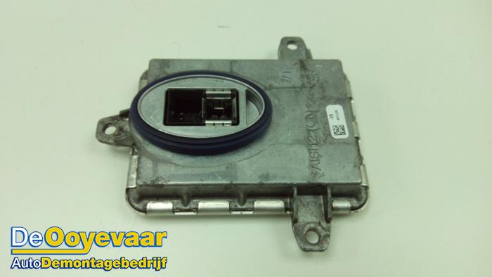 Gebruikte Xenon module BMW 3 serie Touring (F31) 316d 2.0 16V Prijs € 29,99 Margeregeling aangeboden door Autodemontagebedrijf De Ooyevaar