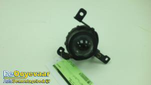 Gebruikte Mistlamp links-voor Kia Rio III (UB) 1.2 CVVT 16V Prijs € 15,00 Margeregeling aangeboden door Autodemontagebedrijf De Ooyevaar