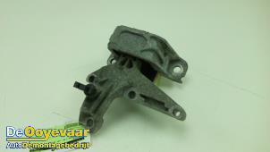 Gebruikte Motorsteun Renault Megane III Grandtour (KZ) 1.5 dCi 110 Prijs € 9,99 Margeregeling aangeboden door Autodemontagebedrijf De Ooyevaar