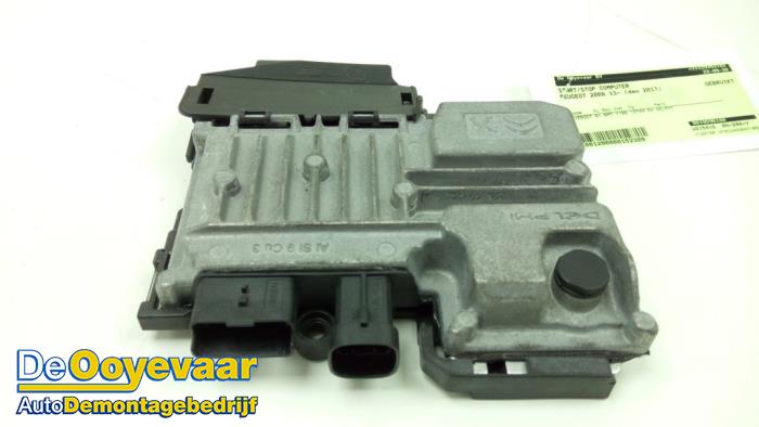 Gebruikte Start/Stop computer Peugeot 2008 (CU) 1.2 12V e-THP PureTech 110 Prijs € 29,99 Margeregeling aangeboden door Autodemontagebedrijf De Ooyevaar