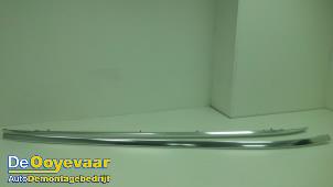 Gebruikte Dakdrager set Volvo V60 I (FW/GW) 1.6 DRIVe Prijs € 69,99 Margeregeling aangeboden door Autodemontagebedrijf De Ooyevaar