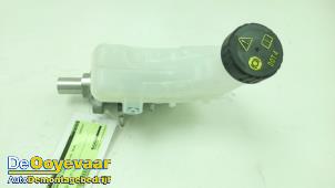 Gebruikte Hoofdremcilinder Renault Talisman Estate (RFDK) 2.0 Blue dCi 200 Prijs € 39,99 Margeregeling aangeboden door Autodemontagebedrijf De Ooyevaar