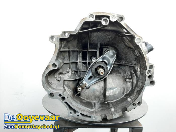 Gebruikte Versnellingsbak Audi A4 Avant (B7) 2.5 TDI V6 24V Prijs € 199,99 Margeregeling aangeboden door Autodemontagebedrijf De Ooyevaar