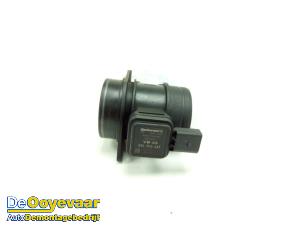 Gebruikte Luchtmassameter Volkswagen Polo V (6R) 1.6 TDI 16V 75 Prijs € 9,99 Margeregeling aangeboden door Autodemontagebedrijf De Ooyevaar