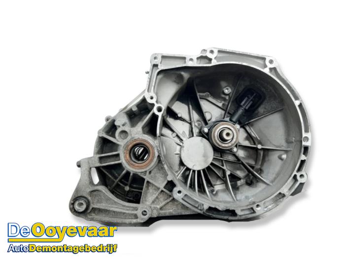 Gebruikte Versnellingsbak Mazda 3 Sport (BK) 1.6 CiTD 16V Prijs € 99,99 Margeregeling aangeboden door Autodemontagebedrijf De Ooyevaar