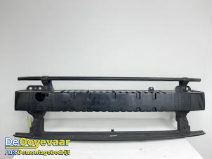 Gebruikte Bumperbalk voor Kia Soul II (PS) 1.6 GDI 16V Prijs € 79,99 Margeregeling aangeboden door Autodemontagebedrijf De Ooyevaar