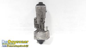 Gebruikte Oliefilterhuis Volkswagen Golf V (1K1) 2.0 TDI 16V Prijs € 15,00 Margeregeling aangeboden door Autodemontagebedrijf De Ooyevaar