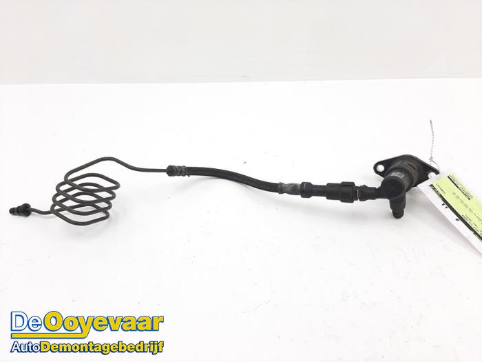 Gebruikte Koppeling Hulp Cilinder Volkswagen Golf VII Variant (AUVV) 1.6 TDI BlueMotion 16V Prijs € 15,00 Margeregeling aangeboden door Autodemontagebedrijf De Ooyevaar