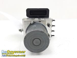 Gebruikte ABS Pomp Mercedes E (R207) E-250 CDI,d 16V BlueEfficiency, BlueTEC Prijs € 99,99 Margeregeling aangeboden door Autodemontagebedrijf De Ooyevaar