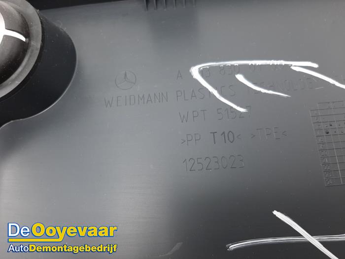 Paravent van een Mercedes-Benz E Estate (S213) E-200d 2.0 Turbo 16V 2018