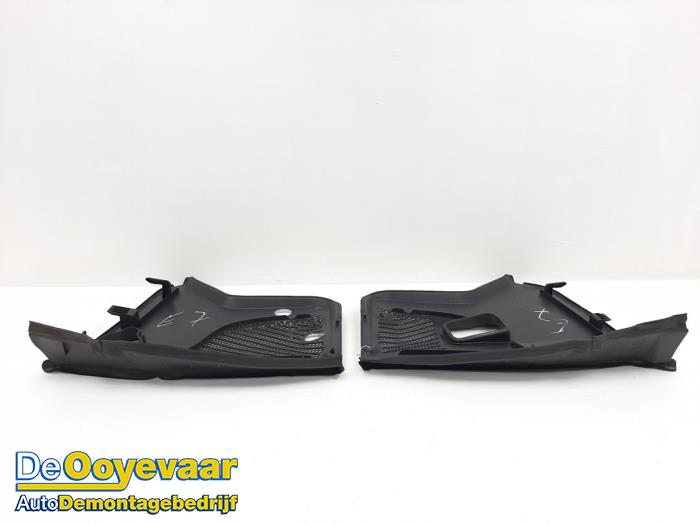 Paravent van een Mercedes-Benz E Estate (S213) E-200d 2.0 Turbo 16V 2018