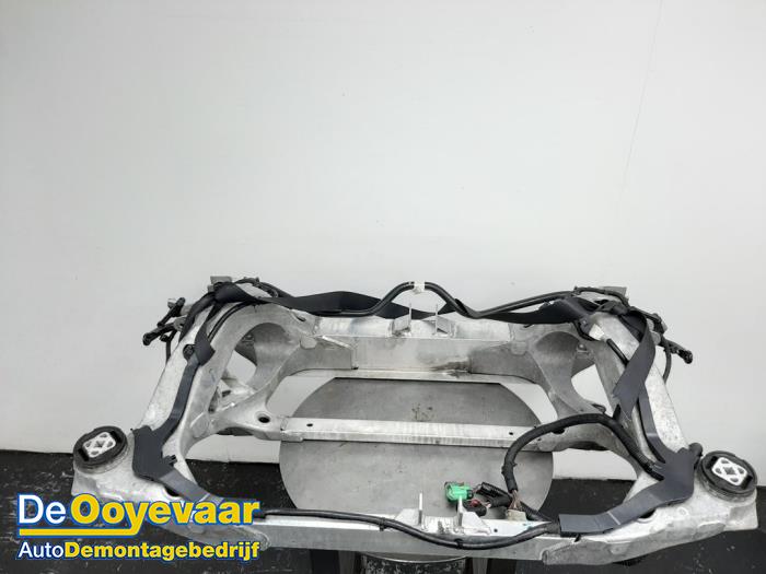 Subframe van een Tesla Model S 85D Performance 2016