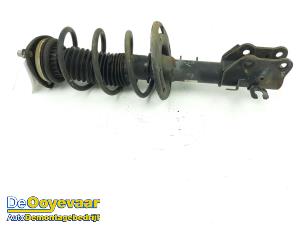 Gebruikte Voorpoot links Mazda 3 (BM/BN) 2.0 SkyActiv-G 16V Prijs € 49,99 Margeregeling aangeboden door Autodemontagebedrijf De Ooyevaar