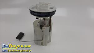 Gebruikte Tank element Pomp Ford Focus 3 1.6 Ti-VCT 16V 125 Prijs € 19,99 Margeregeling aangeboden door Autodemontagebedrijf De Ooyevaar