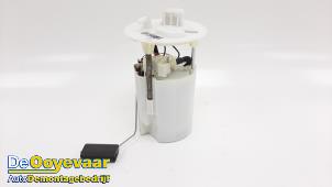 Gebruikte Tank element Pomp Smart Forfour (453) 1.0 12V Prijs € 19,99 Margeregeling aangeboden door Autodemontagebedrijf De Ooyevaar