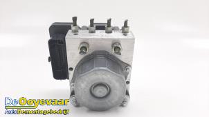 Gebruikte ABS Pomp Peugeot 108 1.0 12V Prijs € 19,99 Margeregeling aangeboden door Autodemontagebedrijf De Ooyevaar