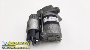 Gebruikte Startmotor Smart Forfour (453) 1.0 12V Prijs € 15,00 Margeregeling aangeboden door Autodemontagebedrijf De Ooyevaar