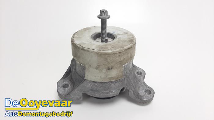 Gebruikte Motorrubber Mercedes E Estate (S213) E-400 3.5 V6 Turbo 4-Matic Prijs € 29,99 Margeregeling aangeboden door Autodemontagebedrijf De Ooyevaar