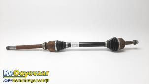 Gebruikte Homokineetas rechts-voor Peugeot 308 SW (L4/L9/LC/LJ/LR) 1.2 12V e-THP PureTech 130 Prijs € 79,99 Margeregeling aangeboden door Autodemontagebedrijf De Ooyevaar