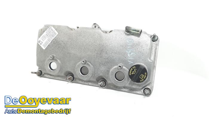 Gebruikte Kleppendeksel Chrysler 300 C Touring 3.5 V6 24V Prijs € 29,99 Margeregeling aangeboden door Autodemontagebedrijf De Ooyevaar