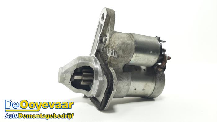Gebruikte Startmotor Renault Megane III Grandtour (KZ) 2.0 16V CVT Prijs € 19,99 Margeregeling aangeboden door Autodemontagebedrijf De Ooyevaar