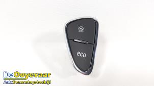 Gebruikte Schakelaar Opel Corsa E 1.4 16V Prijs € 9,99 Margeregeling aangeboden door Autodemontagebedrijf De Ooyevaar